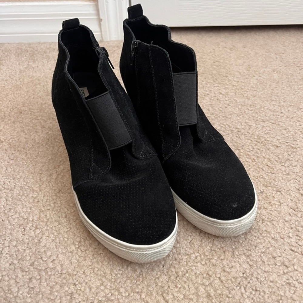 Steve Madden‎ Wedge Sneakers Suede Leather Zip Up Ankle Booties Black Size 10